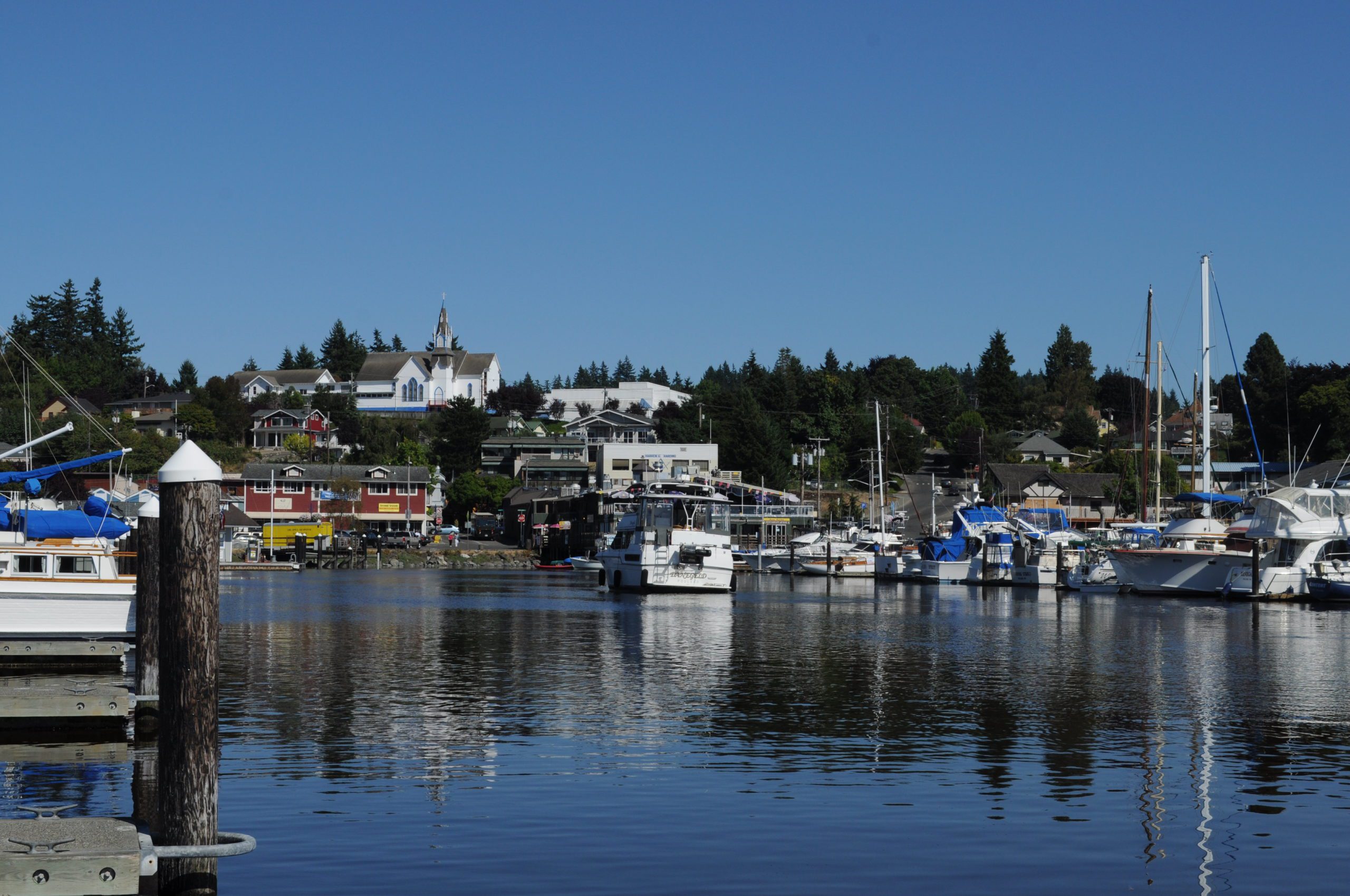 We make moving simple, fast, and stress-free for families and businesses across Poulsbo, WA